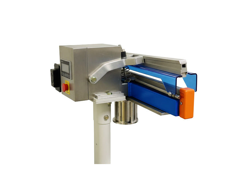 Semi-automatic closure