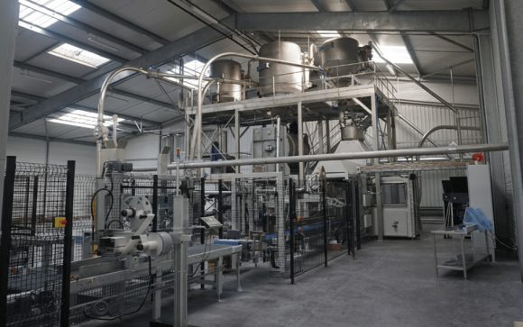High-speed automatic production line for nutraceutical powders
