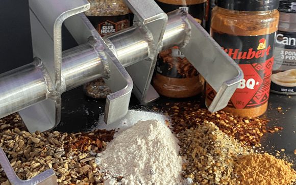 Hygienic packaging line for fatty powders in the food industry